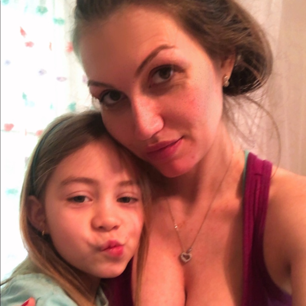 Meet your Posher, Nicole